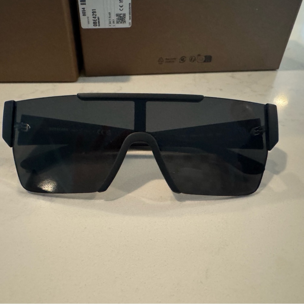 Burberry Black Sunglasses